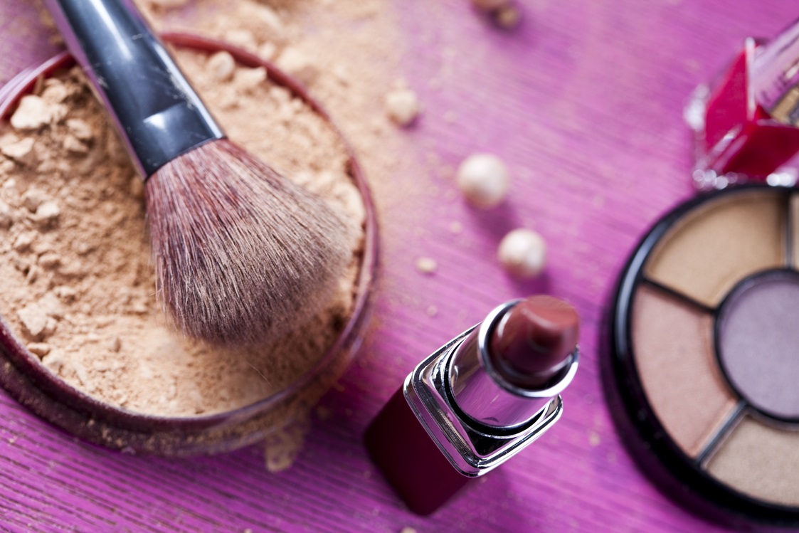 Recipes for stage facial powder